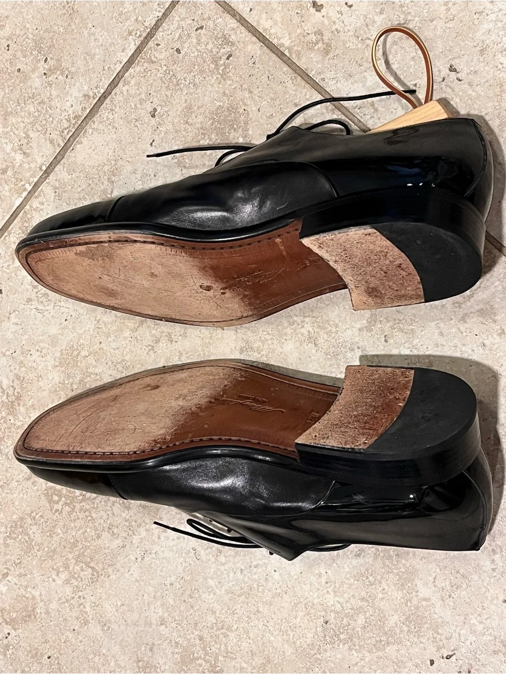 Mezlan classic black